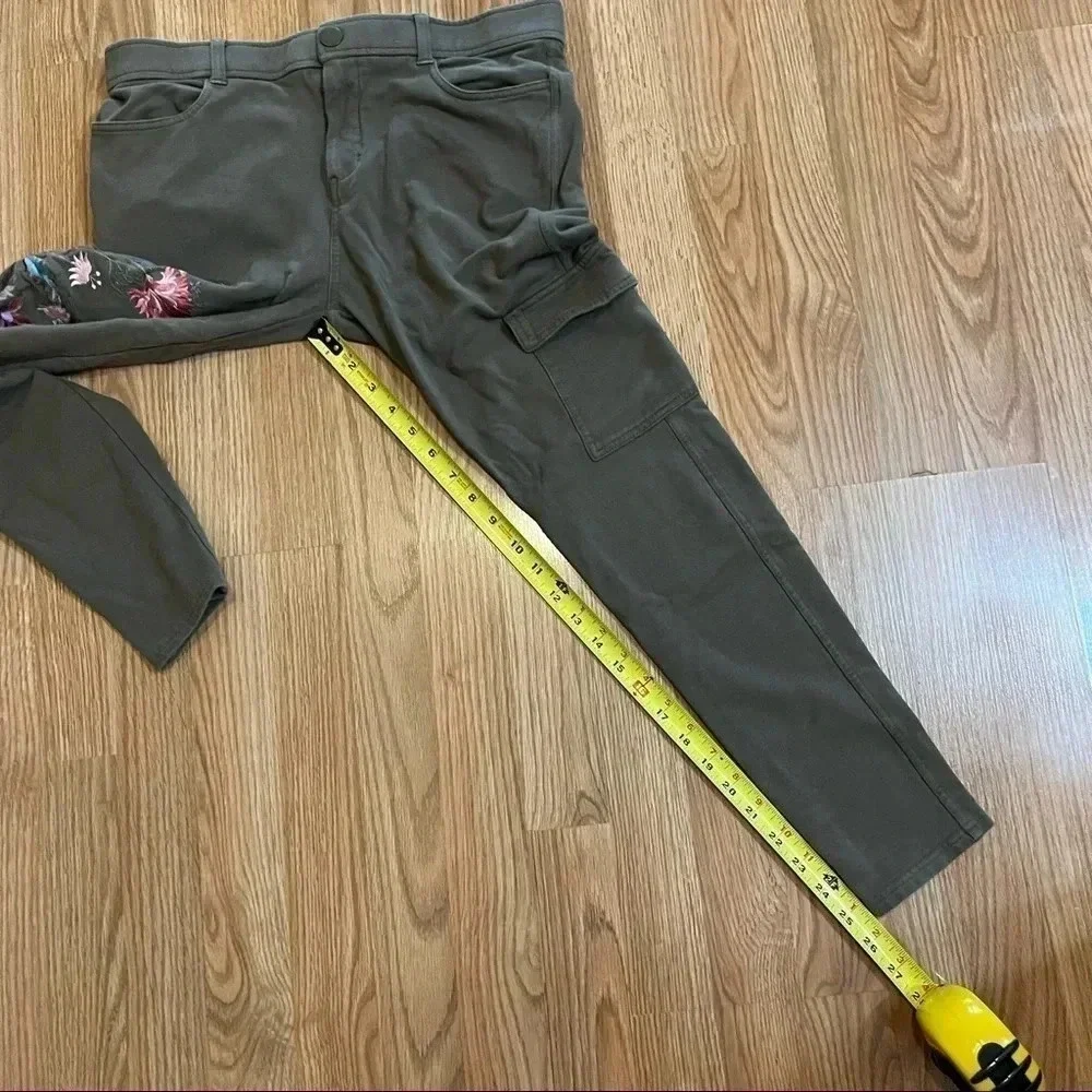 MATILDA JANE Camp Scouts Honor Pants Size Large L Embroidered Stretch Green - Picture 8 of 9